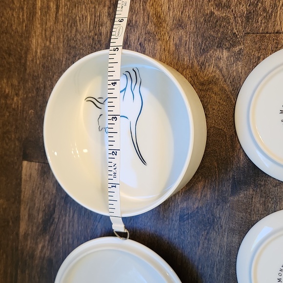 Glass cat coasters  in glass lidded bowl. The Monkey and the Peddler Liz Ross - Picture 6 of 9